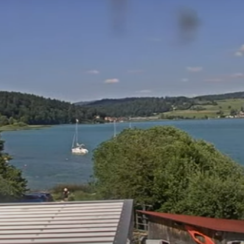 lac saint-point les grangettes, france