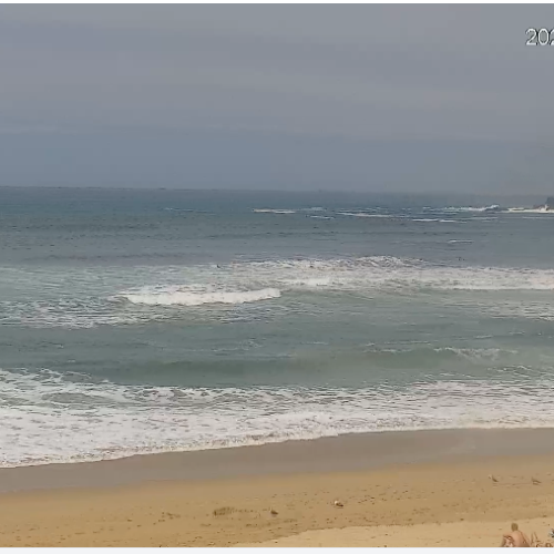 Zurriola Beach Live Webcam: Donostia / San Sebastián, Spain