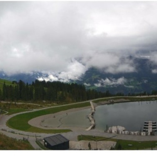 Zillertal Arena Webcam: Live Views of Fichtensee and Austrian Alps