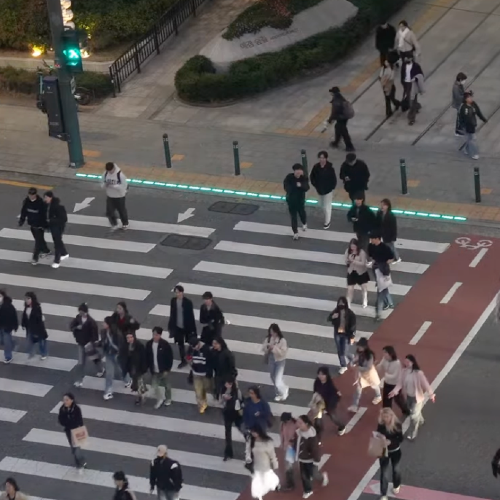 Hongdae Street Life Live: Hongik University Station, Seoul