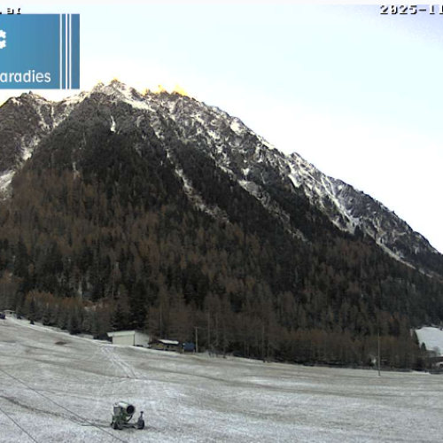 Gries im Ötztal Ski Lift Live Webcam: Alpine Views & Slope Conditions