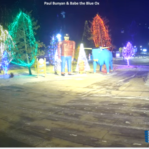 Paul Bunyan & Babe the Blue Ox Statues Live Cam in Bemidji, MN
