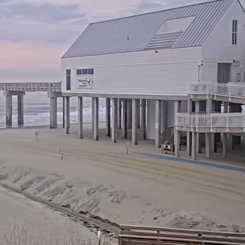 Garden City Realty's Live Cam at River City Café