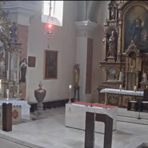 Kostol Sv Bartolomeja Hniezdne Live Cam