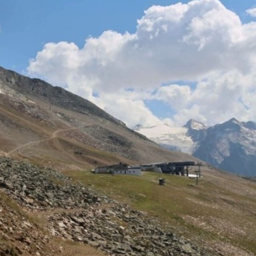 Obergurgl-Hochgurgl Live Webcam: Breathtaking Alpine Views