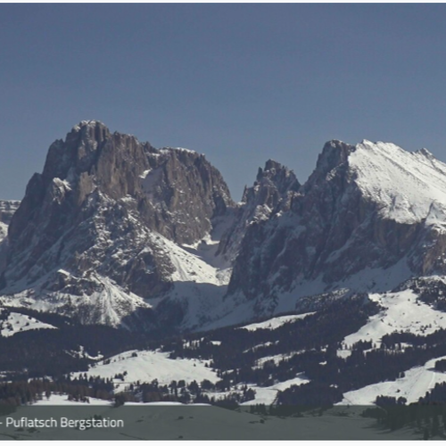 Puflatsch Bergstation Live Webcam: Seiser Alm Dolomites View