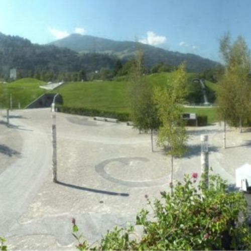 Swarovski Kristallwelten Live Webcam: Wattens, Austria