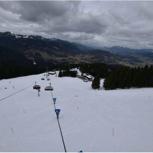 Söllereck Schrattenwang Live Webcam: Ski Slopes & Alpine Views in Oberstdorf