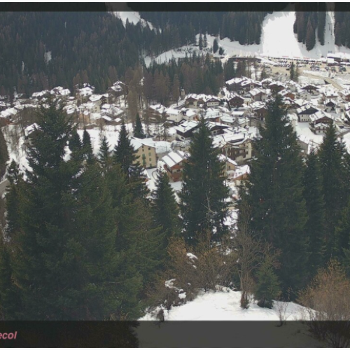 Val di Zoldo Pecol Live Webcam: Dolomite Mountain Village & Ski Slopes