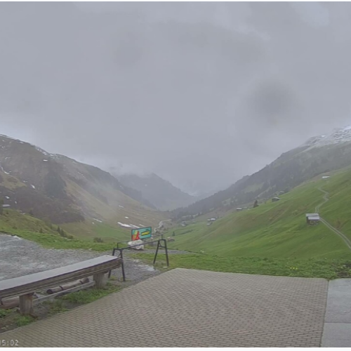 Live View from Berghaus Sulzfluh: A Swiss Mountain Retreat 🏔️