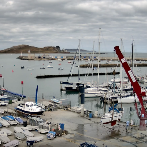 Howth Harbour Live: Dublin, Ireland Coastal Views & Marina Activity