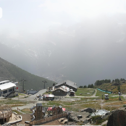 Kreuzboden 2400m Live Webcam | Alpine Panorama in Saas-Grund, Switzerland