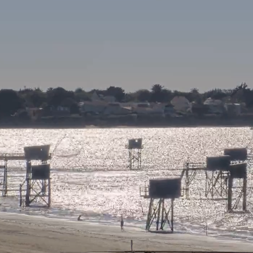 St Michel Chef Chef Tharon Plage Live Webcam: Brittany Coast View