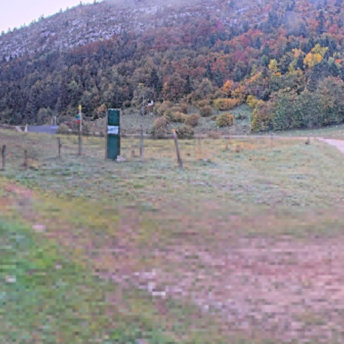 Lans-en-Vercors Les Allières Live Webcam: Alpine Views & Nature