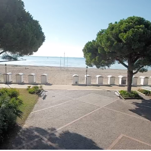 Grado Beach Entrance Live Cam | Lido di Grado, Italy