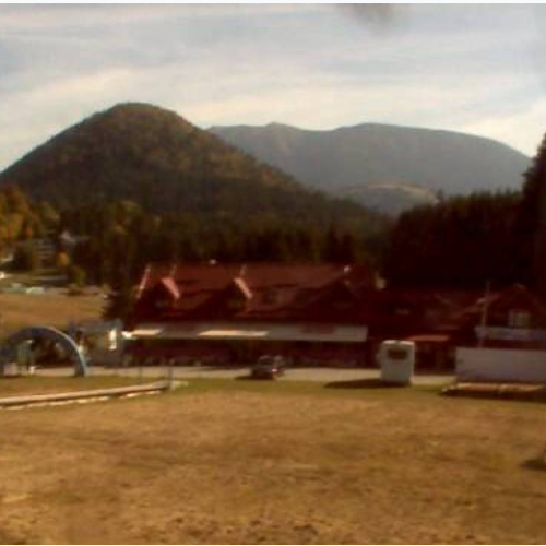 Donovaly Kids Funpark Live Webcam: Park Snow Mountain Views 🏞️