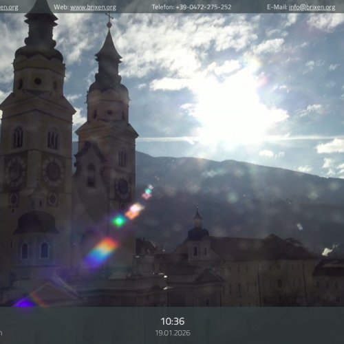 Brixen Domplatz Live Cam: Historic South Tyrol Views