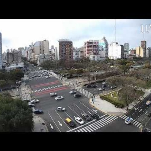 Buenos Aires Live Webcam: July 9 Avenue & UADE City Views