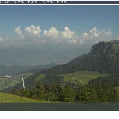 Spitzbühl Seiser Alm Live Webcam: Dolomite Mountain Views