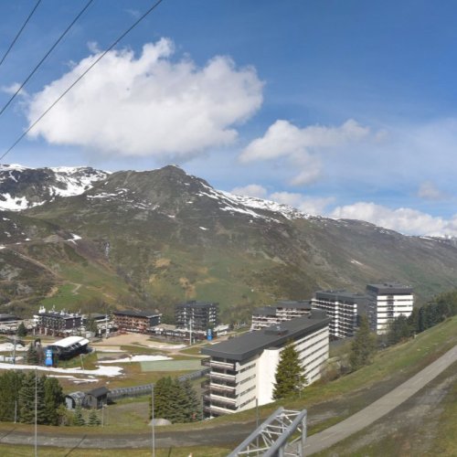 Les Ménuires La Croisette: A Live View of the French Alps 🏔️