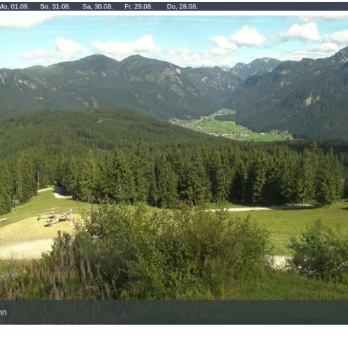 Live Webcam: Russbach Hornbahn Mountain Station in the Austrian Alps