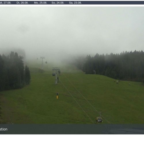 Glungezerbahn Mittelstation Live Webcam: Alpine Views from Tulfes, Austria