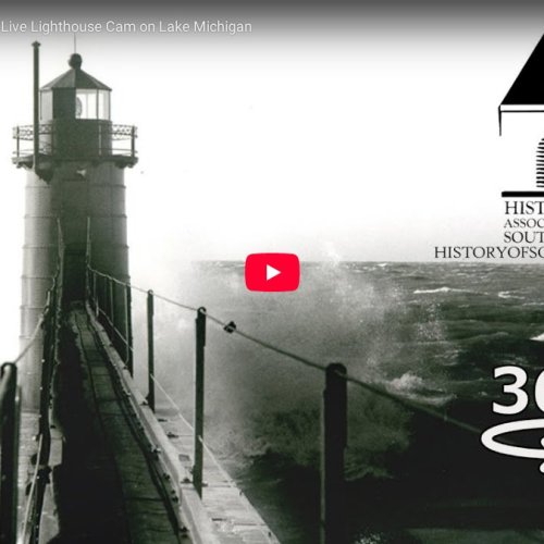 South Haven Pier Lighthouse 360° Live Cam | Lake Michigan Views