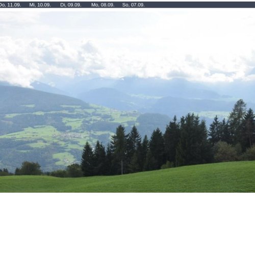 Villanders Webcam: Live Alpine Views from Sambergerhof, South Tyrol