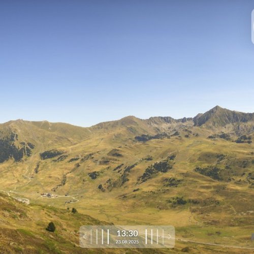 Baqueira Blanhiblar Live Webcam: Pyrenees Mountain Views