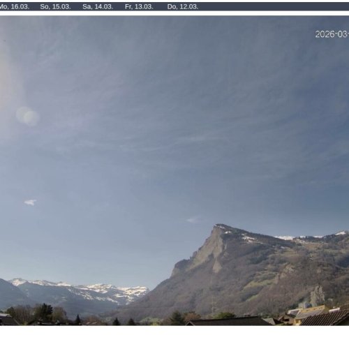 Balzers West Live Webcam: Mountain Views at 472m, Liechtenstein ⛰️