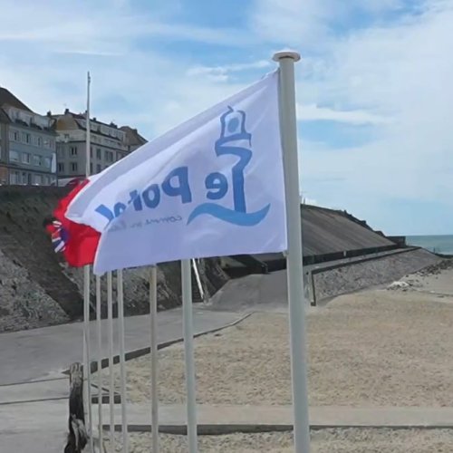 Le Portel Beach: A Glimpse into Coastal France 🏖️