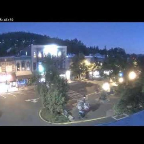 Ashland Downtown Plaza Live Webcam