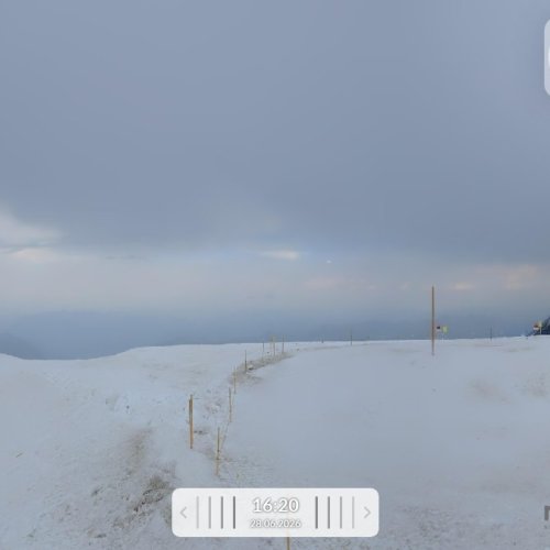 Jungfraujoch Live Webcam: Top of Europe in Real-Time