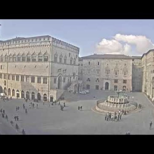 Perugia Live Webcam: Piazza IV Novembre in Historic Italy