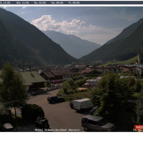 Luttach Schwarzbachhof Webcam: Ahrntal Valley Live View