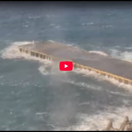 Pukarisanbashi Pier Yokohama Bay Live Webcam