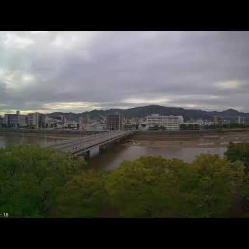 Iwakuni City Live: Riverfront Views & Mountain Backdrop