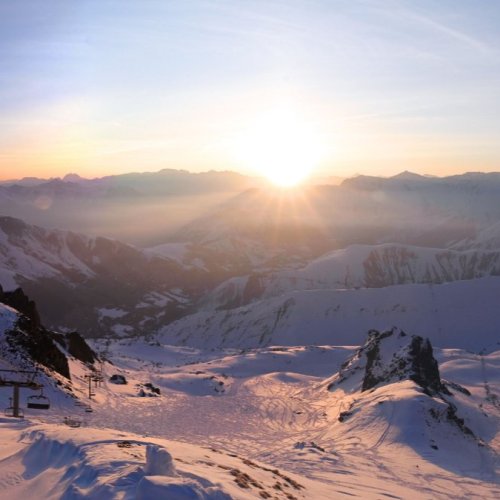 Les Sybelles Saint-Sorlin-d'Arves Live Ski Resort View