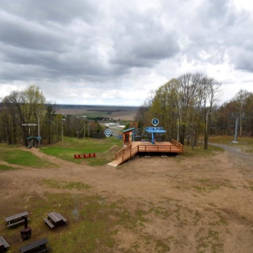 Mont Rigaud Summit - Live Mountain View