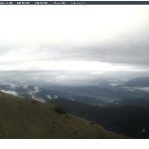 Dobratsch Summit Live Webcam: Alpine Views from 2166m