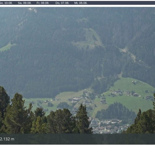 Raschötz 2200m Live Webcam: Ortisei Dolomites Views