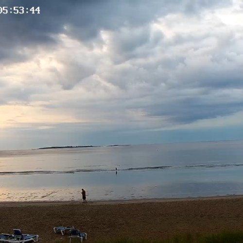 Old Orchard Beach, Maine Live Cam: Ocean Views & Beach Life