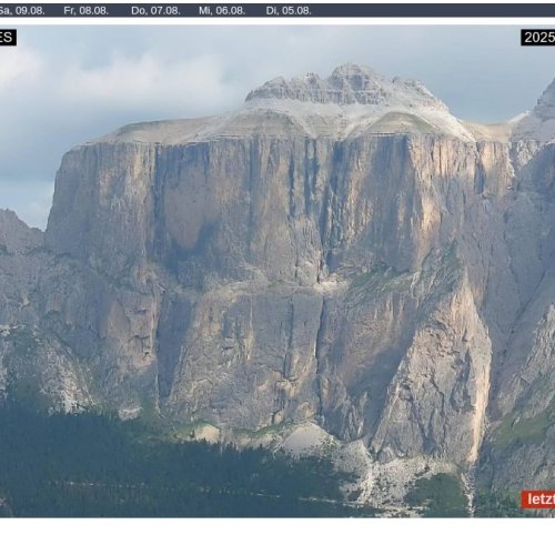 Col dei Rossi Live Webcam: Panoramic Dolomites Views from Canazei