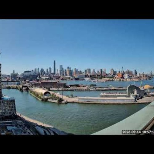 Brooklyn Navy Yard Live Camera | Panoramic View of East River & Manhattan Skyline