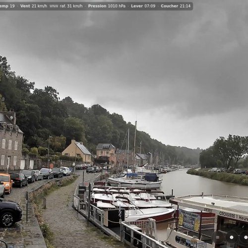 Dinan's Historic Port Live: Weather & River Views in Brittany, France