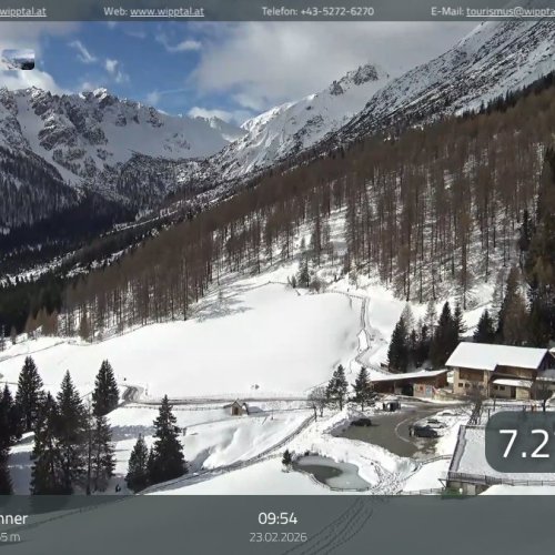 Matrei am Brenner Live: Maria Waldrast Alpine Webcam in HD