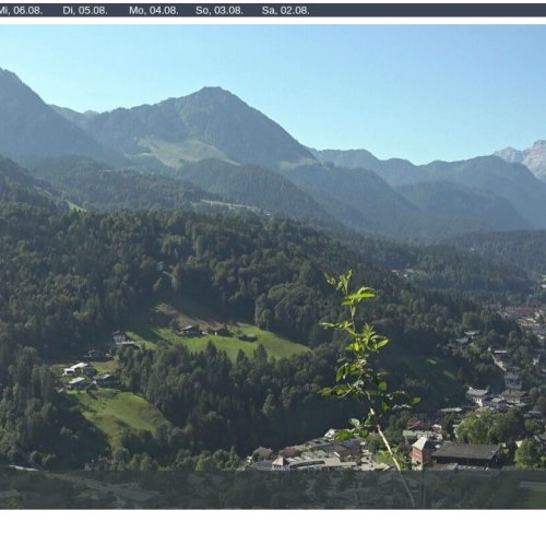 Berchtesgaden Live Webcam: Alpine Views from Lockstein