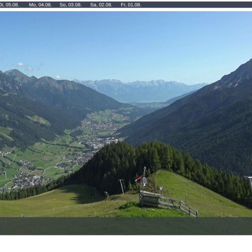 Elfer Panorama Webcam: Live Views of Neustift im Stubaital