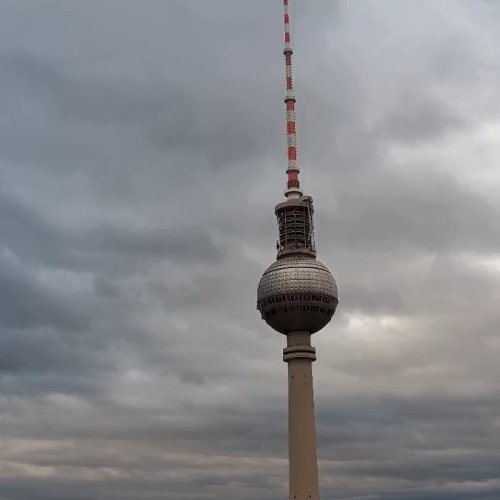 Live Webcam: Berlin TV Tower & Alexanderplatz
