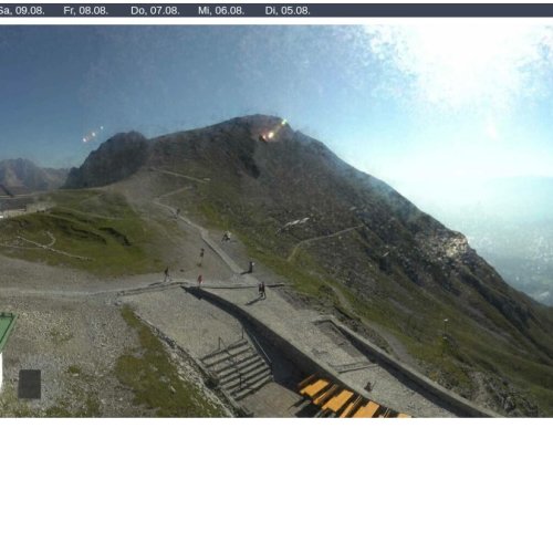 Hafelekar Innsbruck Live Webcam: Panoramic Alpine Views